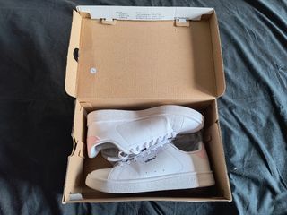 Scarpe Adidas nuove bianche e rosa modello tennis