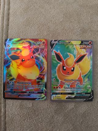 2 Cartas Pokémon: Flareon VMAX y Flareon V