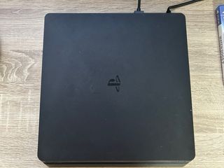 Pack PS4 + Monitor LG + 2 Mandos + Juegos