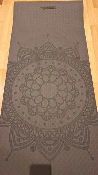 Esterilla de yoga con diseño mandala