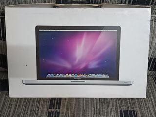 Caja MacBook Pro 15 LED