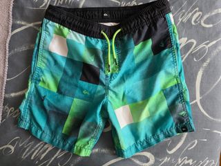 Bañador Quiksilver Talla S (10) NIÑO