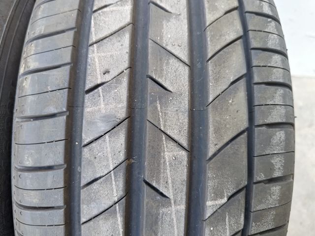 165248 NEUMATICOS KUMHO ECSTA HS52 215/45R16 90V