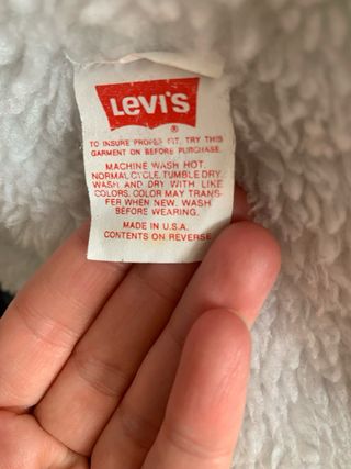 Cazadora vaquera Levi's con borrego