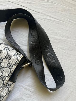 Bolso bandolera Gucci GG monograma