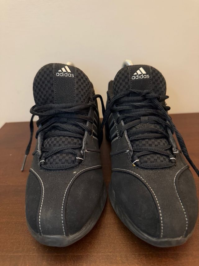 Scarpe Adidas nere e argento