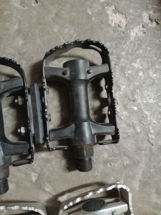 Pedales de plástico para bicicleta