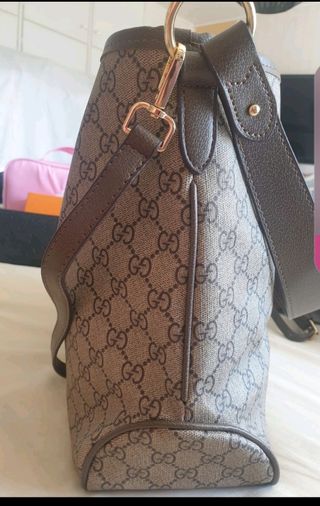 Borsa a tracolla  beige e marrone