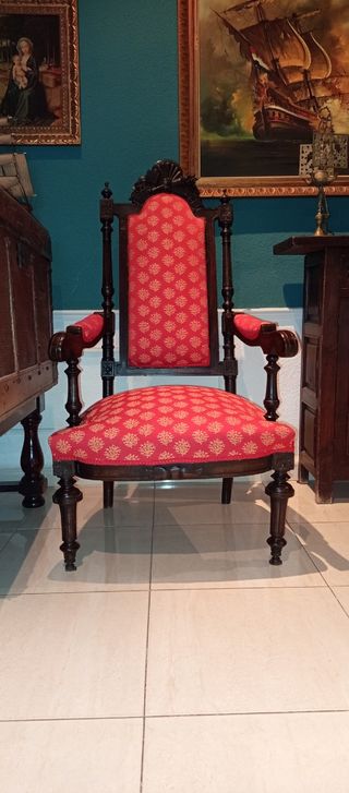 Sillón Renacentista Tapizado Rojo Madera Oscura