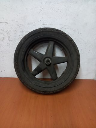 Llanta Yamaha Xmax