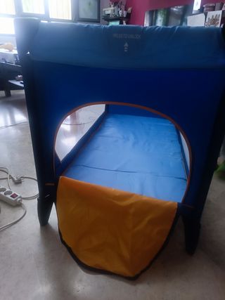 Cuna de viaje Hauck azul