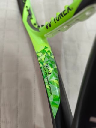Raqueta Yonex Ezone 100
