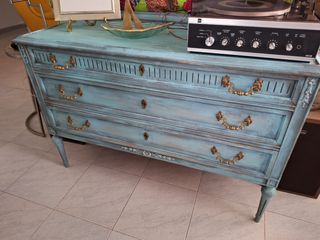 Cómoda Vintage Azul y Dorado