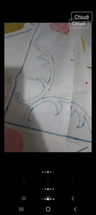 Set 2 centrini ricamati mezzo punto Vintage