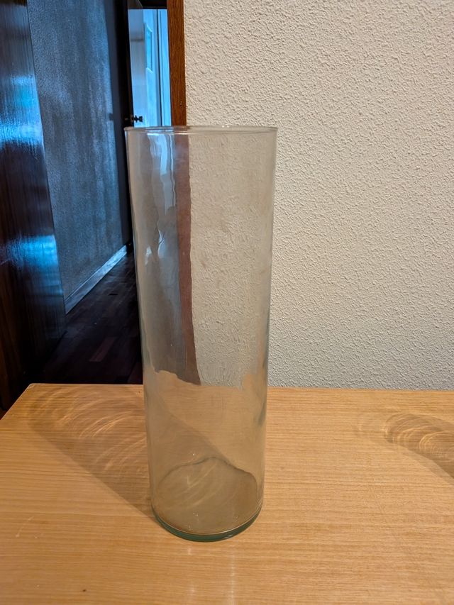 Jarrón de cristal alto