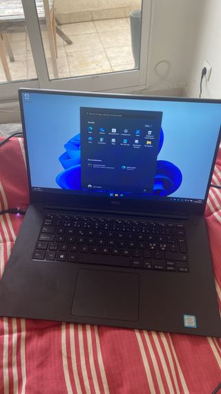 Portátil Dell Precision 5520 i7-7820 1TB 32GB RAM