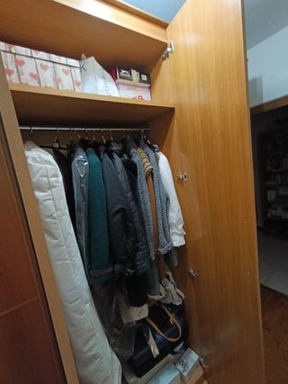 Armadio 6 ante in legno con specchi