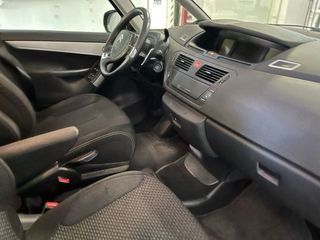 Citroen Grand C4 Picasso 2011