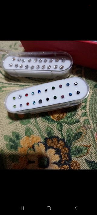 Piercing Naso multicolore