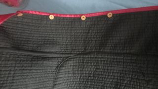 Cappotto a vestaglia rosso e nero indiano come nuovo