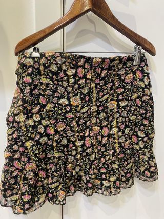 Falda estampada floral negra