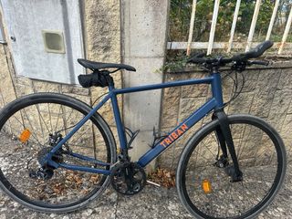 Bicicleta Gravel Triban Azul