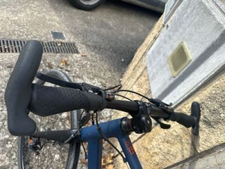Bicicleta Gravel Triban Azul