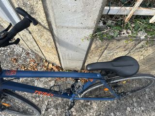 Bicicleta Gravel Triban Azul