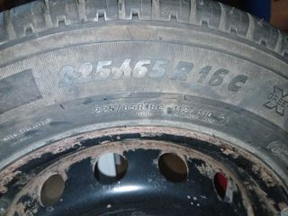 Llanta Michelin con Rin