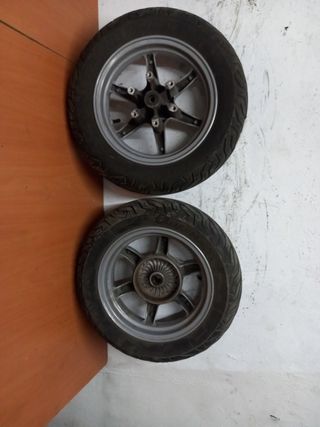 Llanta Suzuki Burgman