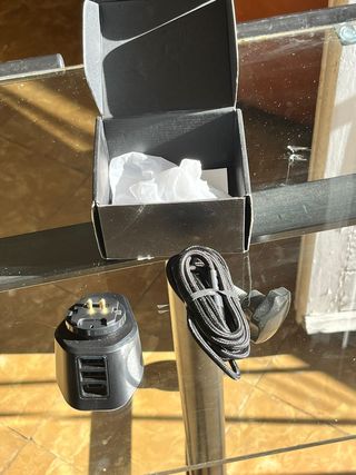 Estación Carga LOGITECH con entrada usb3.0 y tipoC