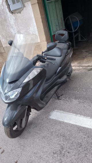 Yamaha Majesty 400