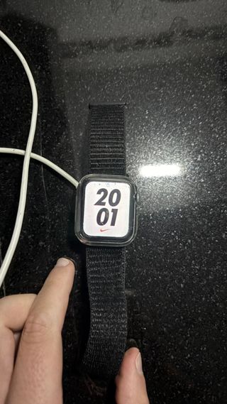 Apple Watch 4 Negro/Plateado