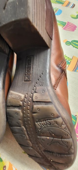 Botines de piel marrones