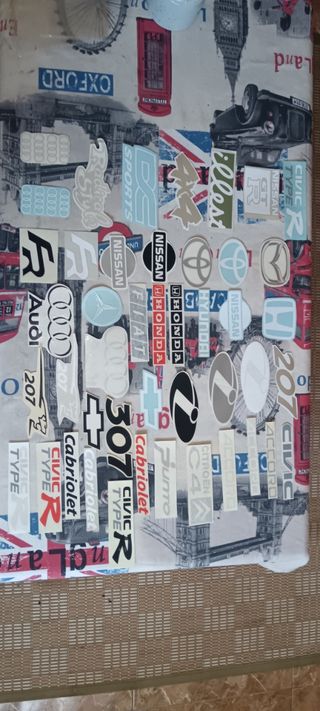 Lote 45 pegatinas coches y marcas