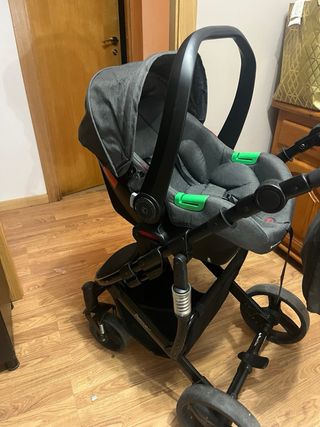 Carro de bebé Kikkaboo 70€hoy quien lo recoja