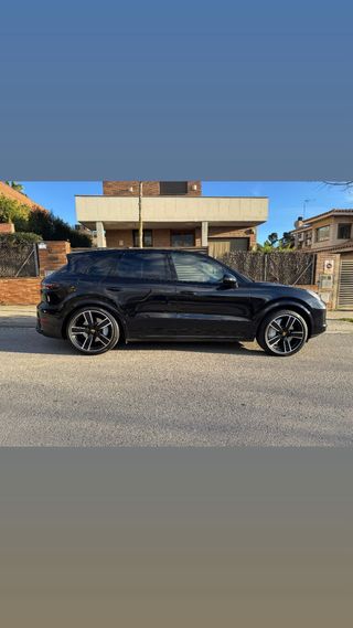 Porsche Cayenne TURBO NACIONAL TODO EN PORSCHE