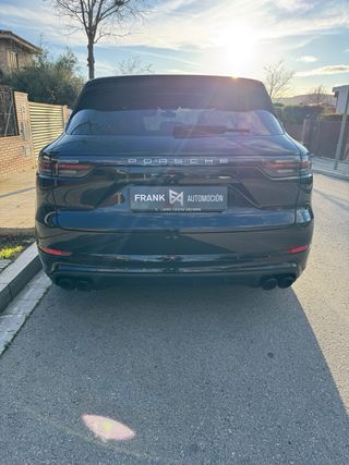 Porsche Cayenne TURBO NACIONAL TODO EN PORSCHE