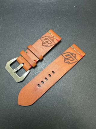 Correa artesanal de cuero para reloj