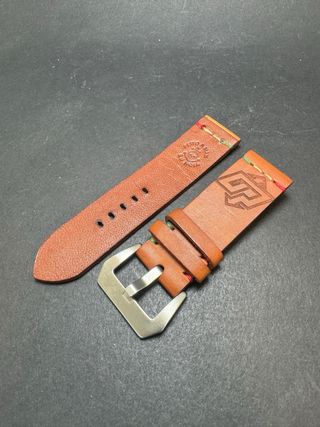 Correa artesanal de cuero para reloj