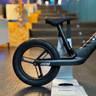 Bicicleta Giant Pre Carbon niño