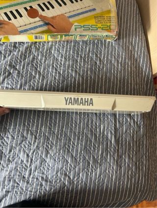 Tastiera vintage Yamaha PortaSound PSS-20