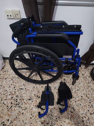 Silla de Ruedas Poco Uso  contactar al 722345850