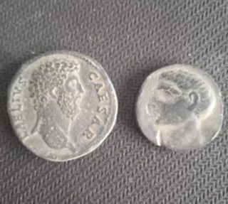 Lote 2 réplicas sestercios romanos