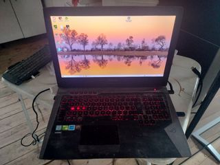 PC Gaming Asus ROG G752 Gris y Dorado