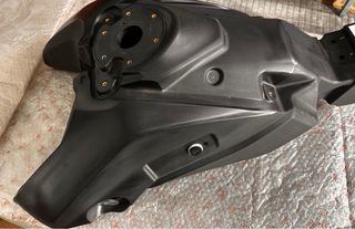 Serbatoio Ducati Hypermotard 950