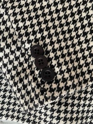 Blazer pata de gallo blanco y negro