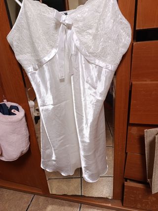 Camisón blanco encaje y lazo