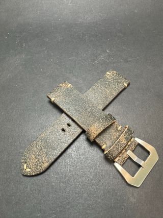 Correa de reloj hecha a mano