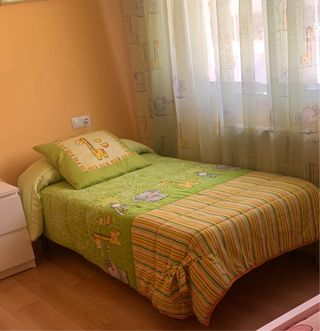 Lote habitación infantil con jirafas y elefantes